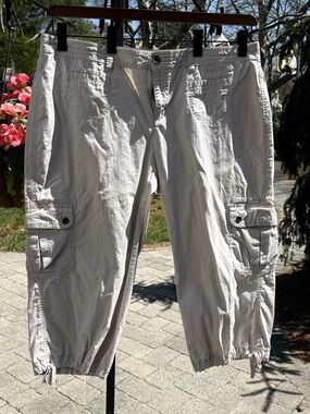 Tommy Hilfiger Khaki Cargo Capris